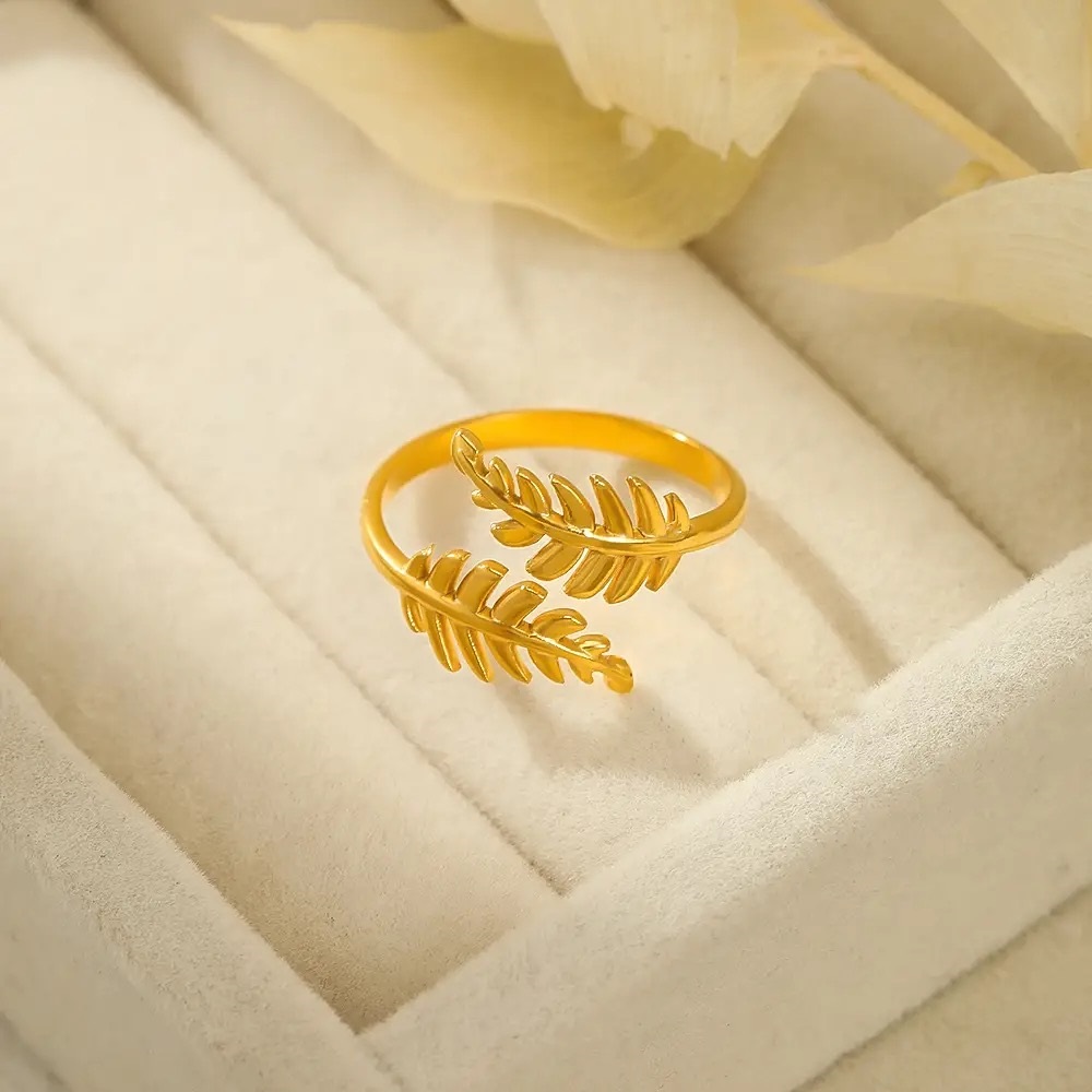 Stainless steel Leaves Ring For Women 18K Gold Plating Asymmetric Leaf Finger Ring